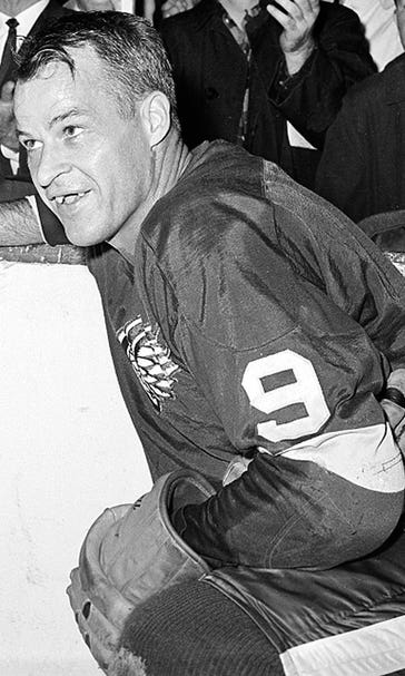 Gave: The two sides of Gordie Howe